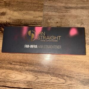 Far-Infra Hair Straightener - Black and Pink